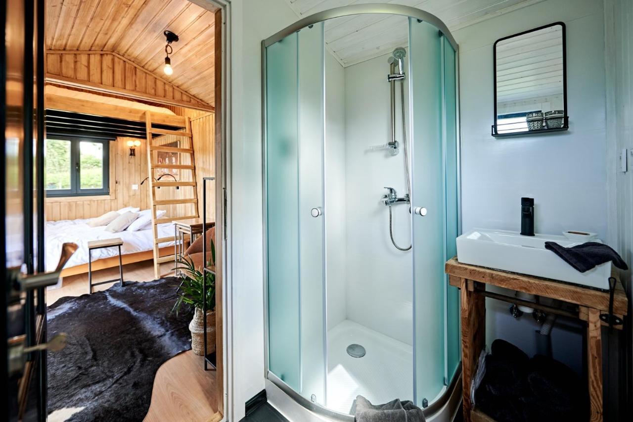 Joly Tiny House Hotel Оверайсе Екстериор снимка